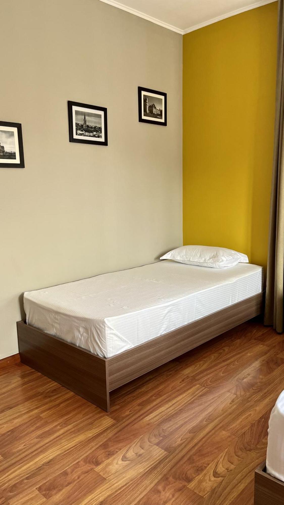 People Guest House Bishkek Exterior photo