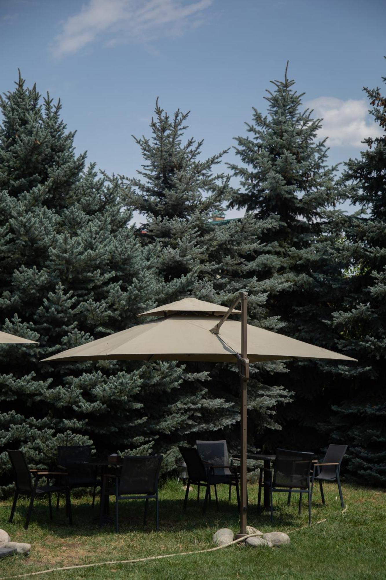 People Guest House Bishkek Exterior photo
